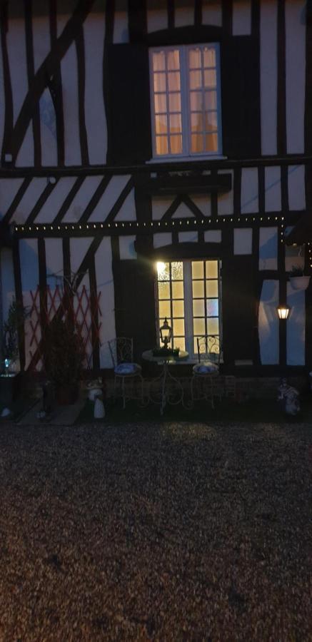 Le Mouton Gras Hotel Aumale Exterior photo